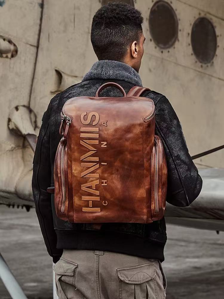 Retro Motorcycle Backpack — Vegetable-Tanned Top-Grain Cowhide